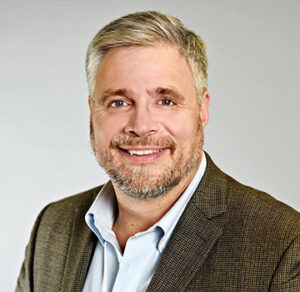 Stephen Scharper headshot